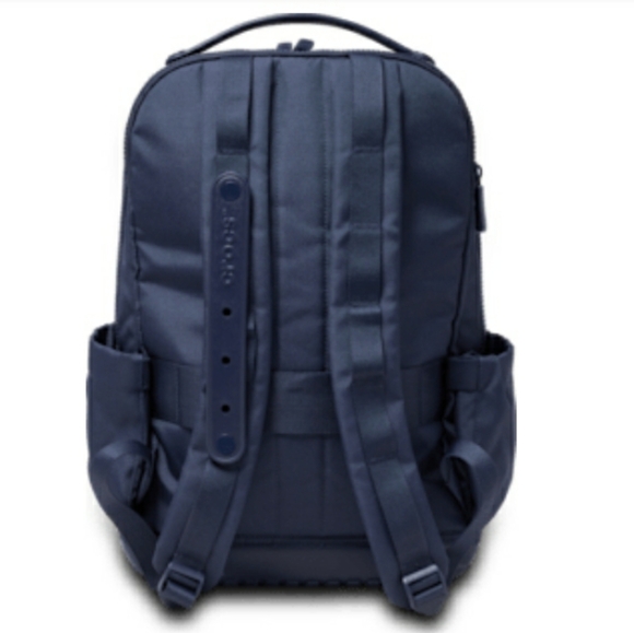 (New) (Adult Size) New Release Limited Edition Crocs Backpack - Picture 4 of 6